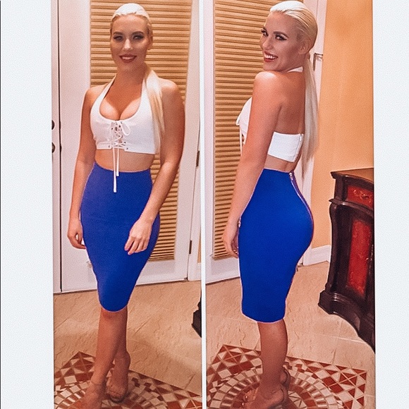 *SOLD* H&M Zippered Skirt - Picture 2 of 9